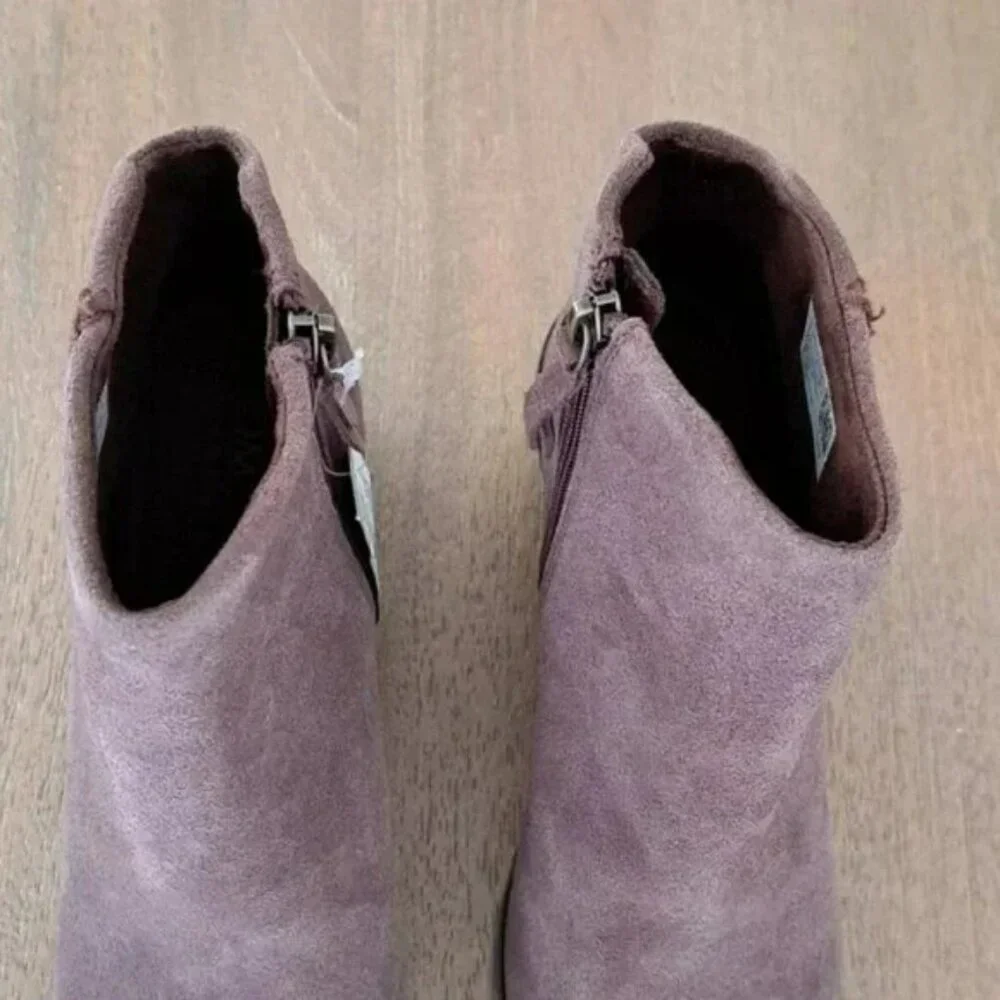 toms joanna